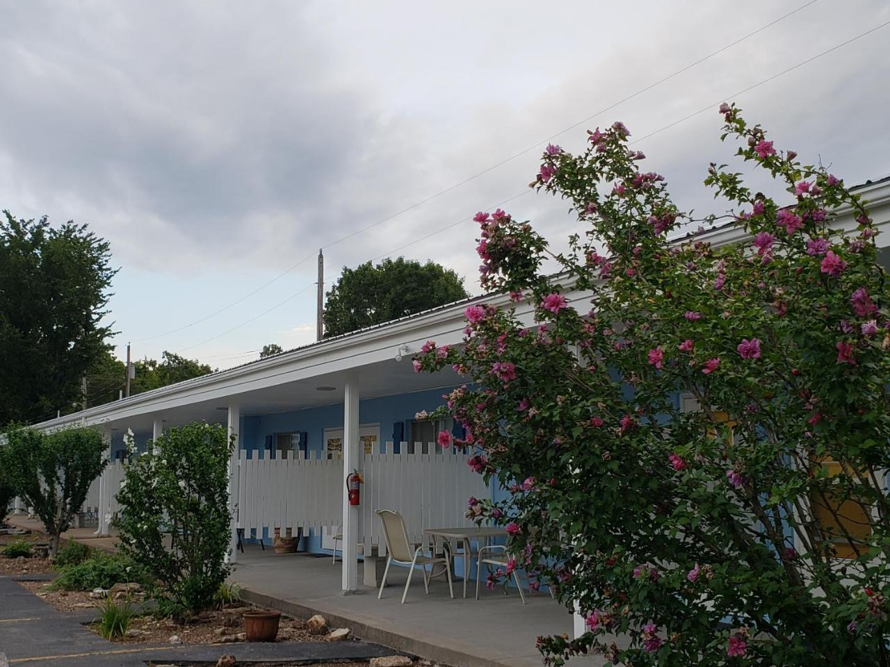 Marina Inn & Event Center Branson Exterior photo